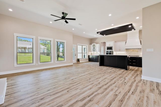 1570 Marquee Circle, Cabot, AR 72023