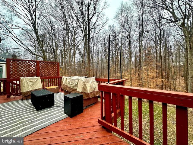 13016 SMOKETOWN RD, Woodbridge, VA 22192