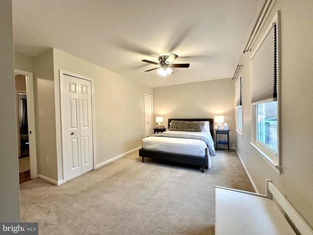 13016 SMOKETOWN RD, Woodbridge, VA 22192