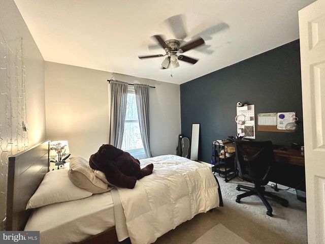 13016 SMOKETOWN RD, Woodbridge, VA 22192