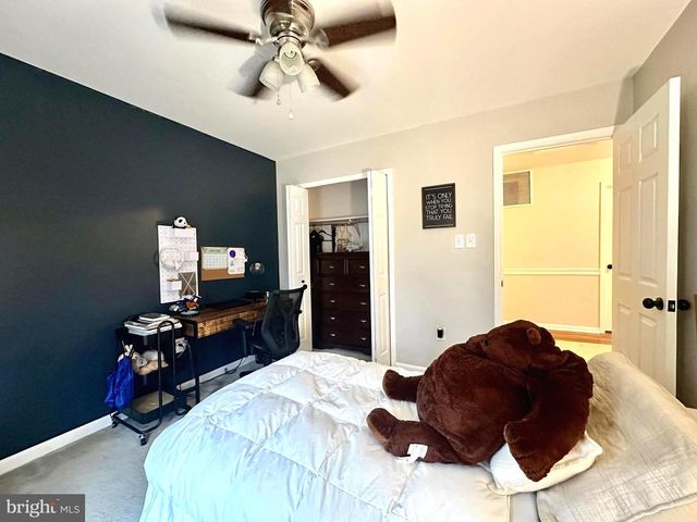 13016 SMOKETOWN RD, Woodbridge, VA 22192