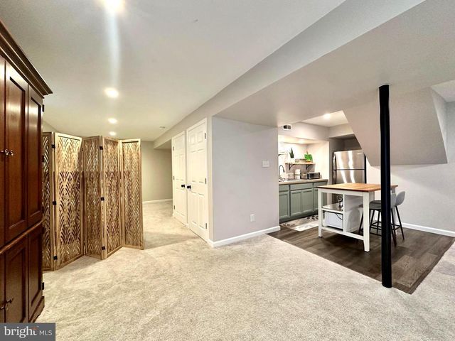 13016 SMOKETOWN RD, Woodbridge, VA 22192