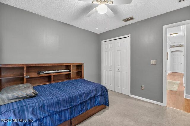 1534 LOCKEND Court, Jacksonville, FL 32221