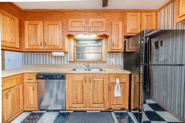 820 Primrose Lane, Sanford, NC 27330