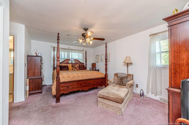 820 Primrose Lane, Sanford, NC 27330