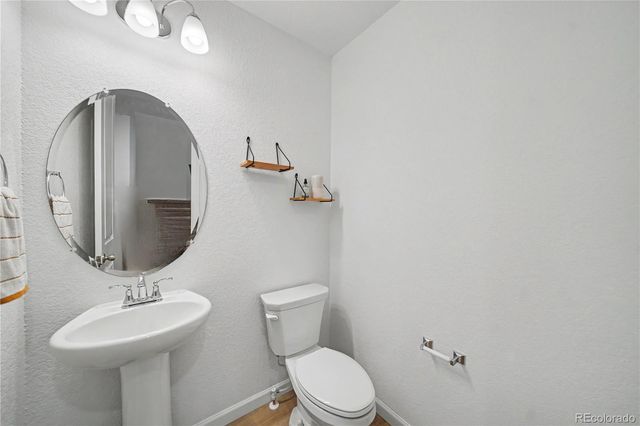 2471 Vanhoutte View, Colorado Springs, CO 80915