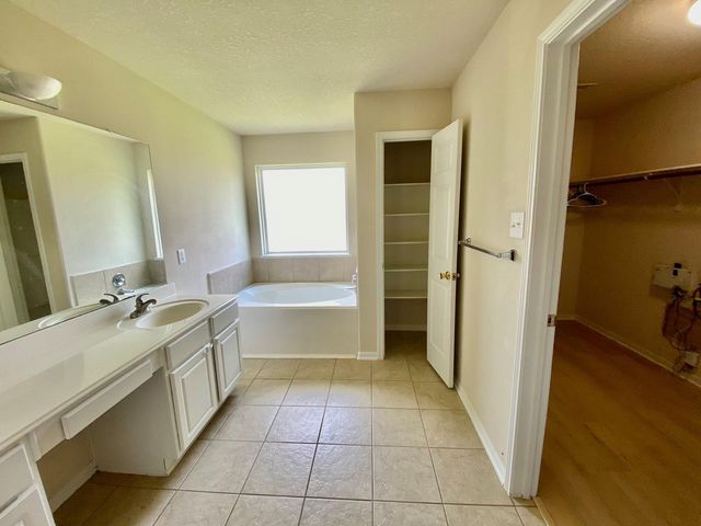 14319 W Oblong Circle, Cypress, TX 77429