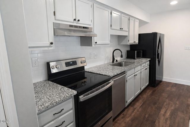 2020 Quaker Landing 201, Raleigh, NC 27603