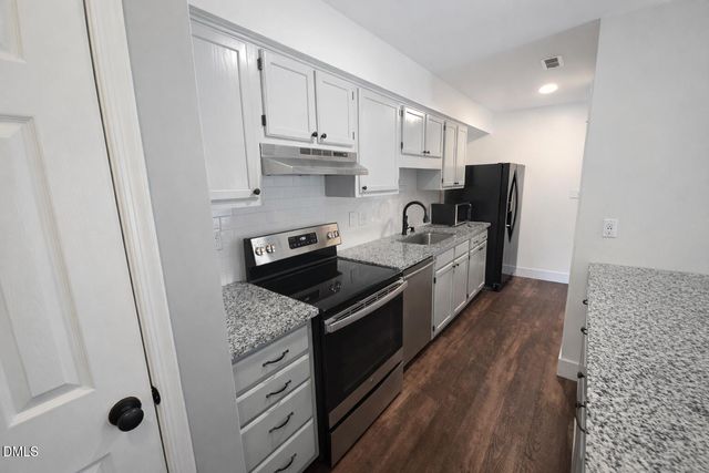 2020 Quaker Landing 201, Raleigh, NC 27603