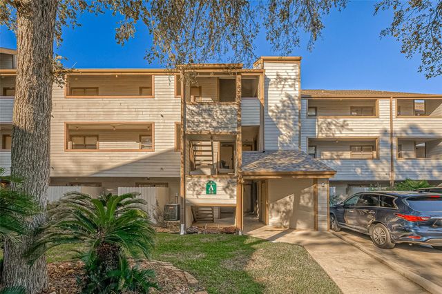 3900 Aspen Drive 308A, Montgomery, TX 77356