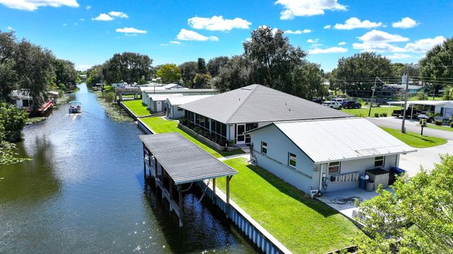 1069 9th St, Okeechobee, FL 34974