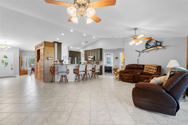 1069 9th St, Okeechobee, FL 34974