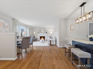 41 Haynes Road, West Hartford, CT 06117