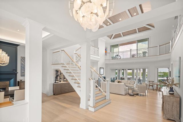 361 S BLVD OF THE PRESIDENTS, Sarasota, FL 34236