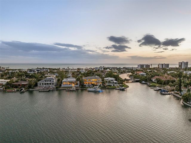 361 S BLVD OF THE PRESIDENTS, Sarasota, FL 34236