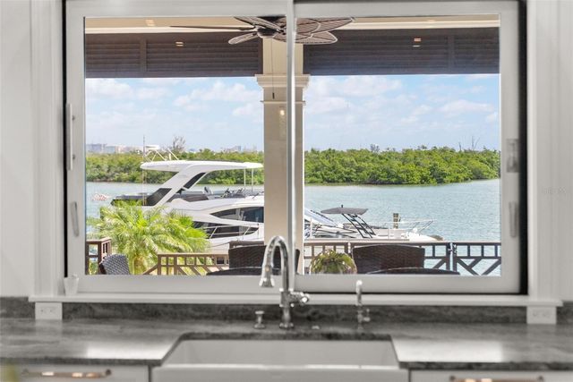 361 S BLVD OF THE PRESIDENTS, Sarasota, FL 34236