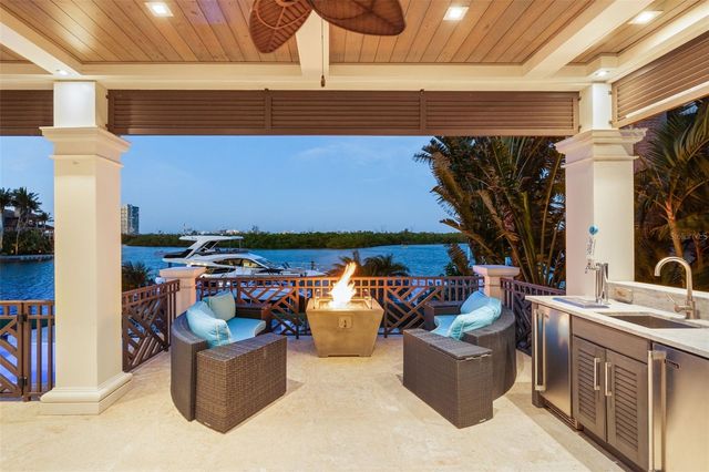 361 S BLVD OF THE PRESIDENTS, Sarasota, FL 34236