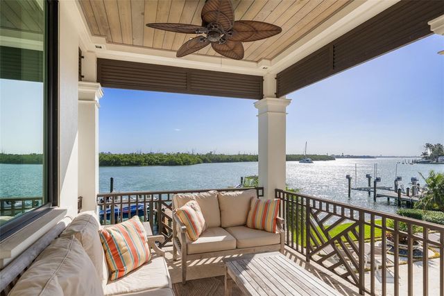 361 S BLVD OF THE PRESIDENTS, Sarasota, FL 34236