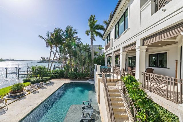 361 S BLVD OF THE PRESIDENTS, Sarasota, FL 34236