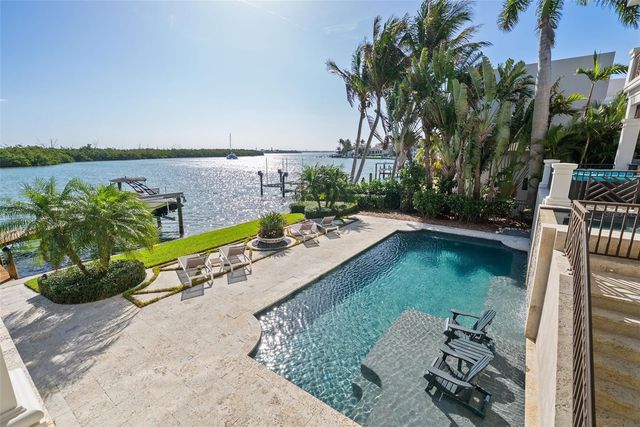361 S BLVD OF THE PRESIDENTS, Sarasota, FL 34236