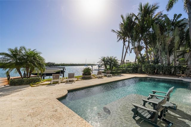 361 S BLVD OF THE PRESIDENTS, Sarasota, FL 34236