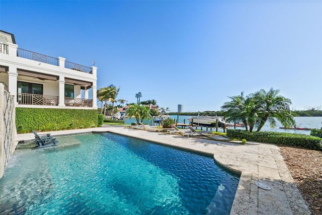 361 S BLVD OF THE PRESIDENTS, Sarasota, FL 34236