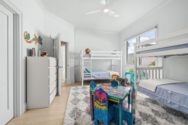 361 S BLVD OF THE PRESIDENTS, Sarasota, FL 34236