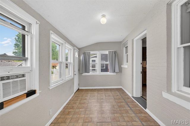 4827 Miami Street, St Louis, MO 63116