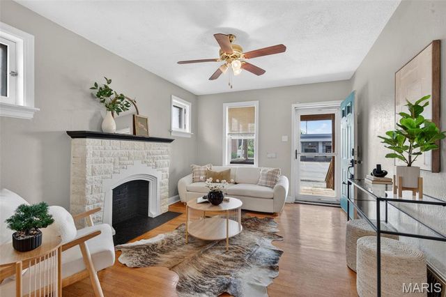 4827 Miami Street, St Louis, MO 63116