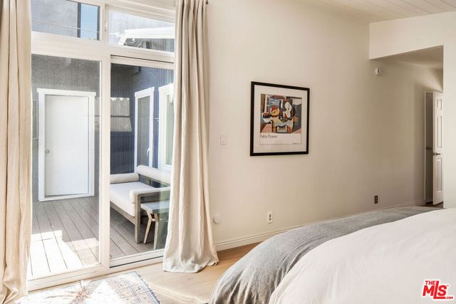 754 California Avenue, Venice, CA 90291