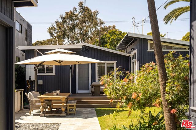 754 California Avenue, Venice, CA 90291