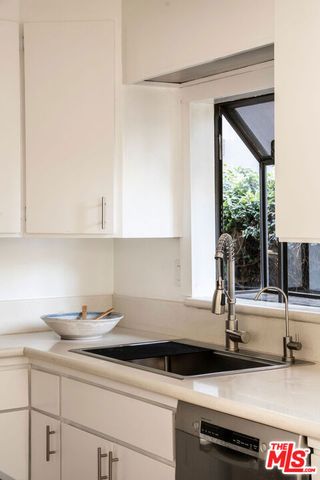 754 California Avenue, Venice, CA 90291