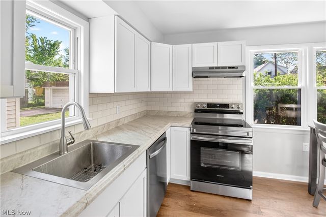 4462 South Hills Drive, Cleveland, OH 44109