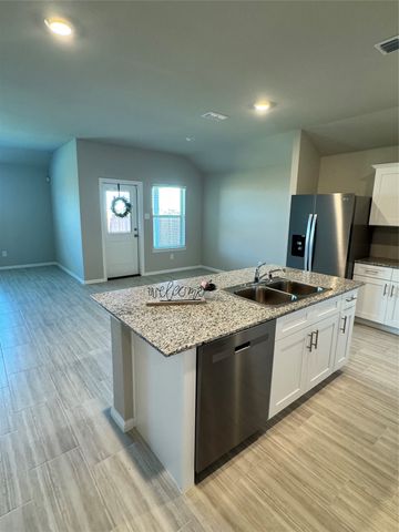 9428 Golden Tree, Fort Worth, TX 76180