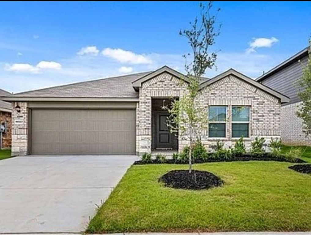 9428 Golden Tree, Fort Worth, TX 76180