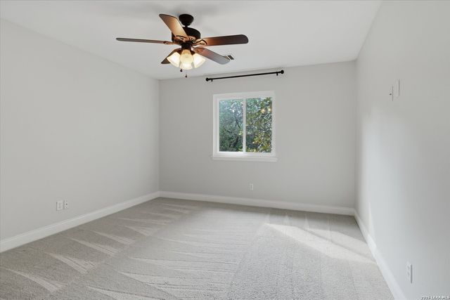 2311 PREAKNESS LN, San Antonio, TX 78248