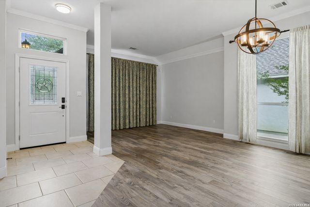 2311 PREAKNESS LN, San Antonio, TX 78248