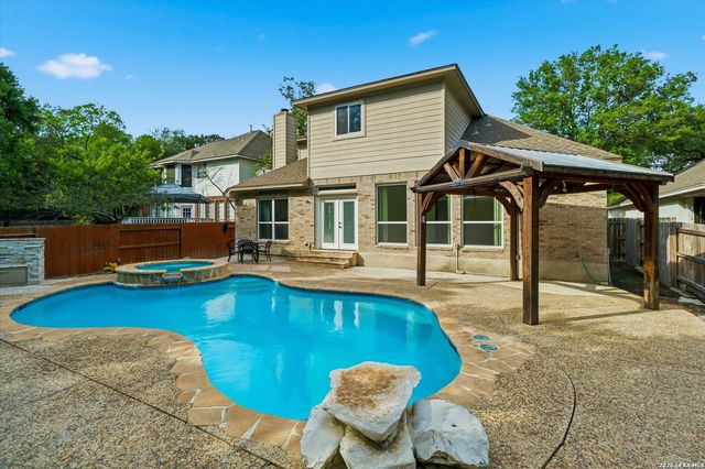 2311 PREAKNESS LN, San Antonio, TX 78248