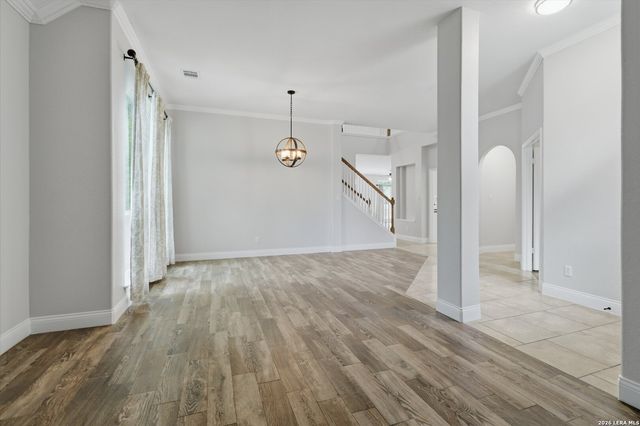 2311 PREAKNESS LN, San Antonio, TX 78248