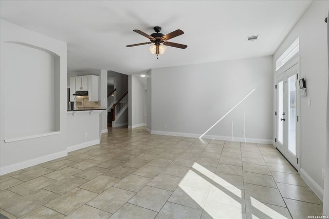 2311 PREAKNESS LN, San Antonio, TX 78248