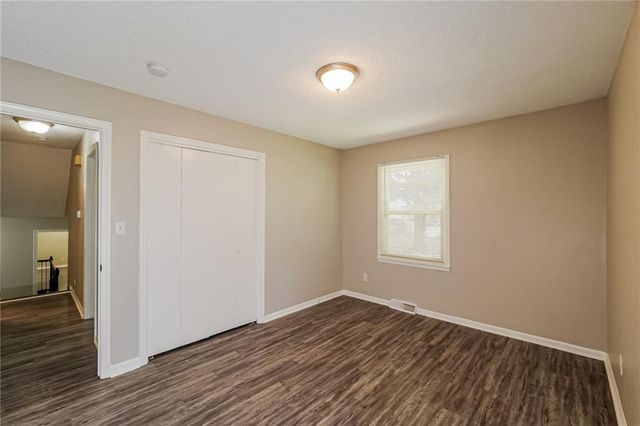 12708 Sycamore Avenue, Grandview, MO 64030