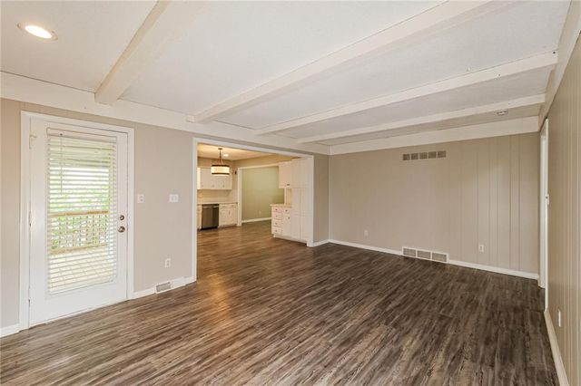 12708 Sycamore Avenue, Grandview, MO 64030
