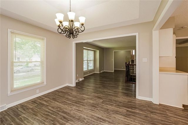 12708 Sycamore Avenue, Grandview, MO 64030