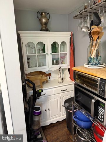 315 W EVERGREEN AVE, Somerdale, NJ 08083