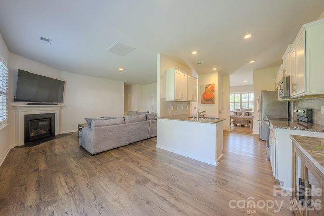 355 Tavernier Lane, Candler, NC 28715