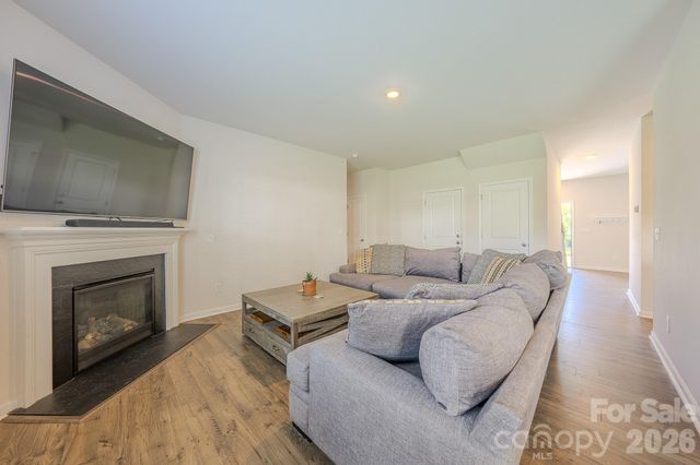 355 Tavernier Lane, Candler, NC 28715