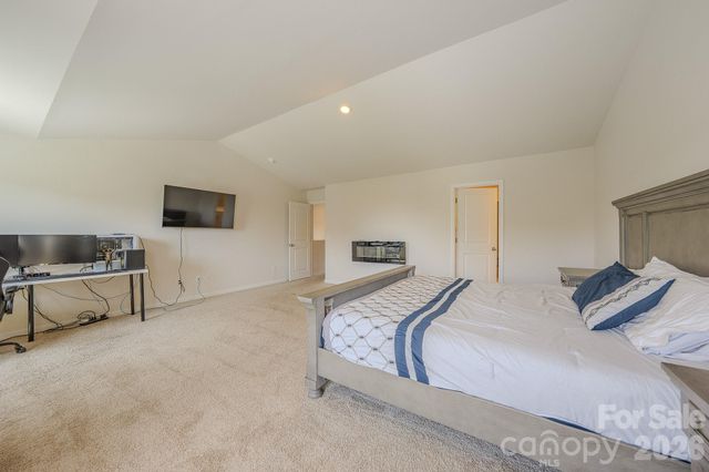 355 Tavernier Lane, Candler, NC 28715
