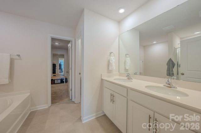 355 Tavernier Lane, Candler, NC 28715