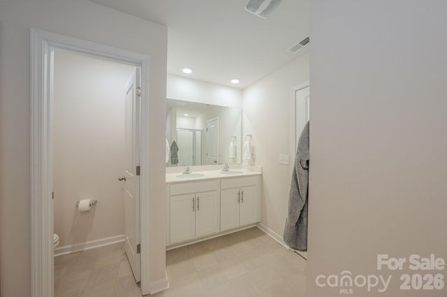 355 Tavernier Lane, Candler, NC 28715