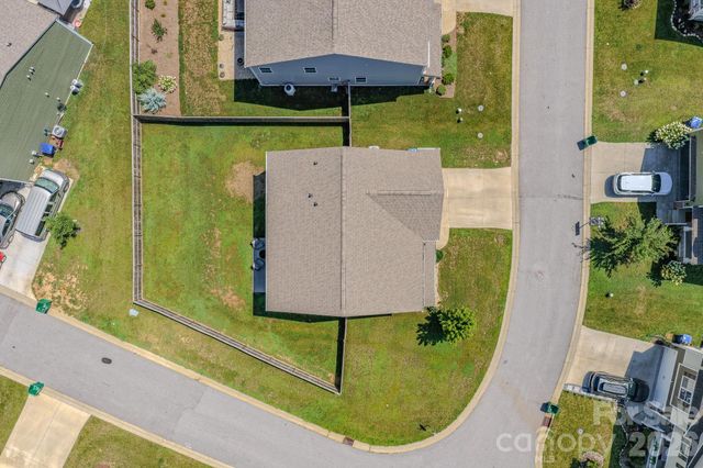 355 Tavernier Lane, Candler, NC 28715